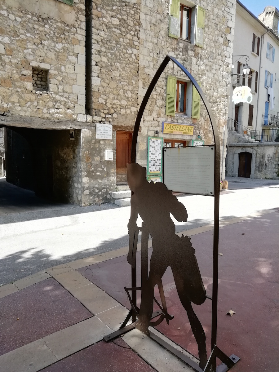 Photo de la silhouette de l'arbaletrier